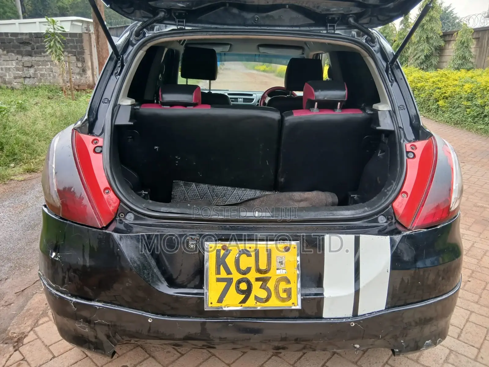 Suzuki Swift 2011 Black
