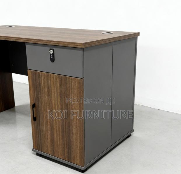 Office Desk; 1.4 Meters Ezecee Executive Office Desks - thumbnail 3