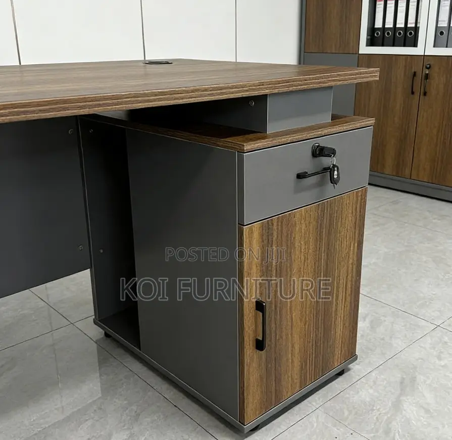 Office Desk; 1.4 Meters Ezecee Executive Office Desks