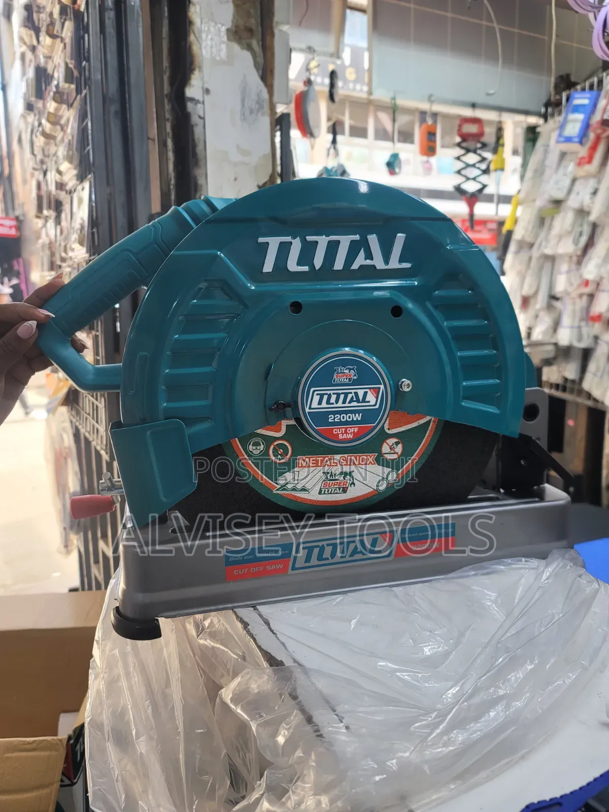Total Cut Off Saw 2200w
