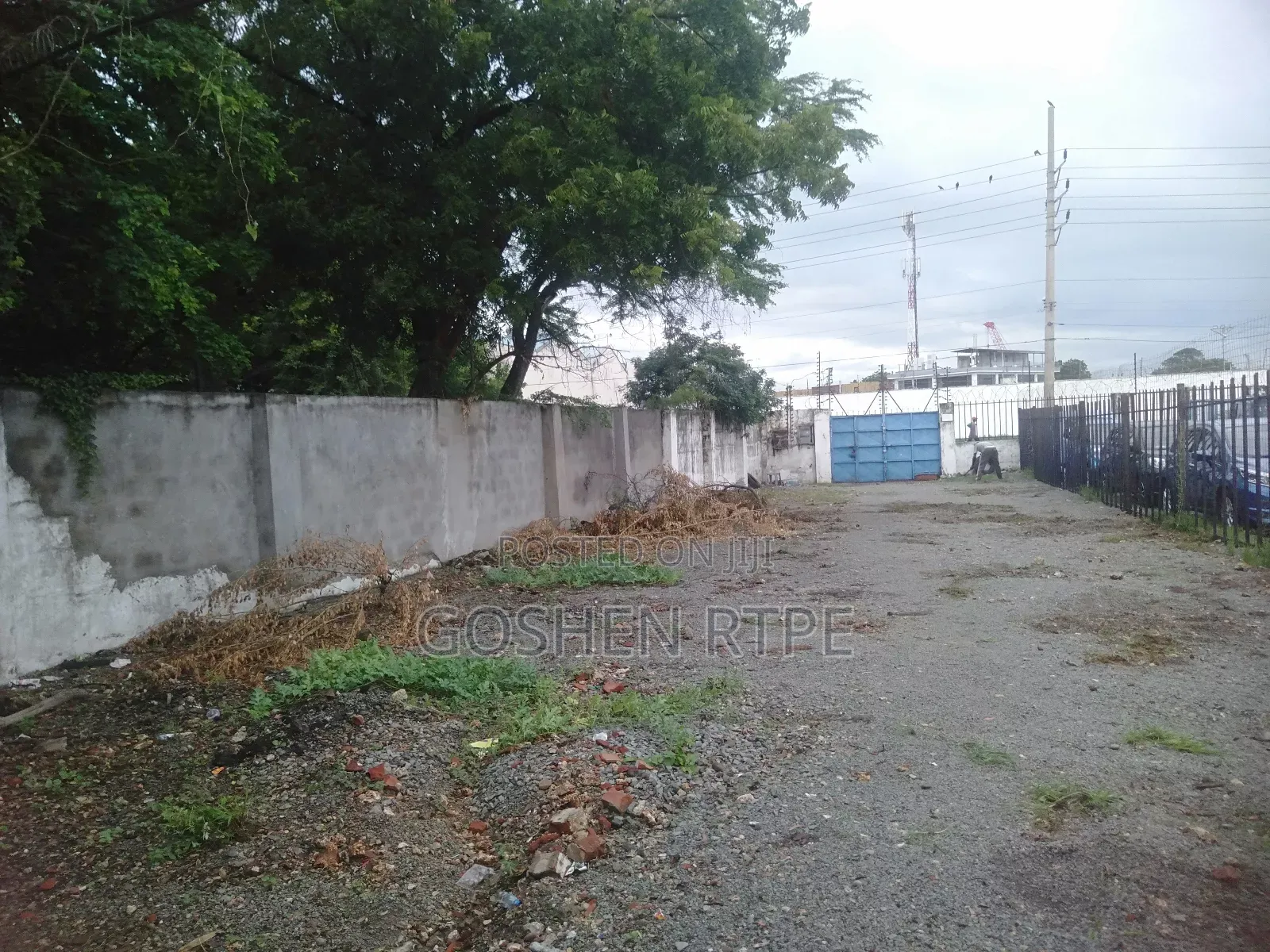 Prime Yard/Showroom at to Let at Mbaraki Mombasa City (Island)