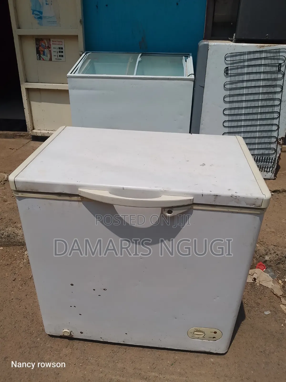 Exuk White Deep Freezer (200l )