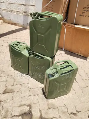 Portable Metallic Fuel Jerrycan