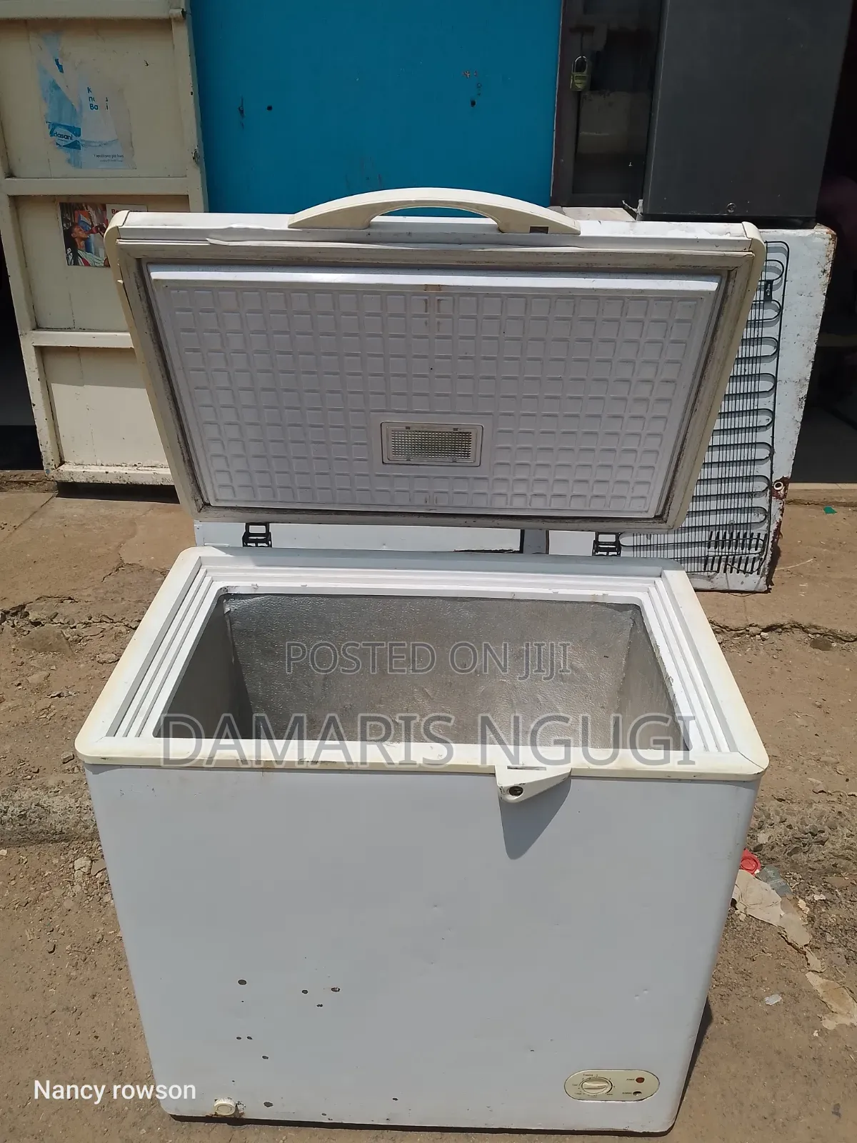 Exuk White Deep Freezer (200l )