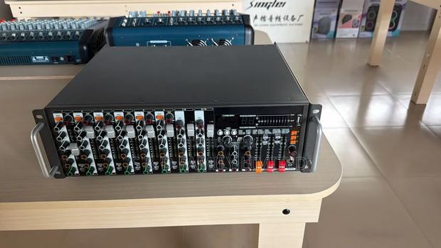 Explorer Exp 312ad Powered Mixer - main view
