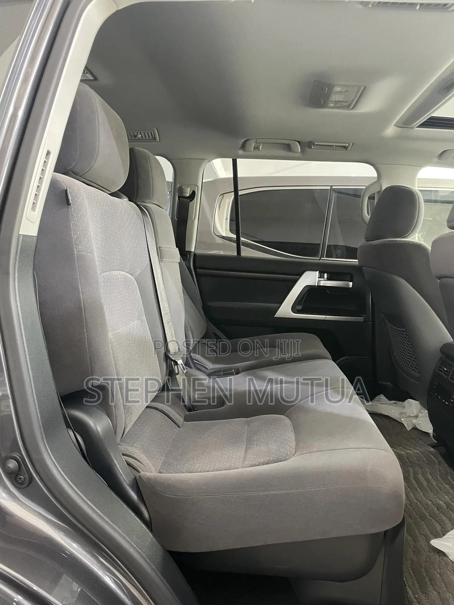 Toyota Land Cruiser 4.6 V8 ZX 2019 Gray