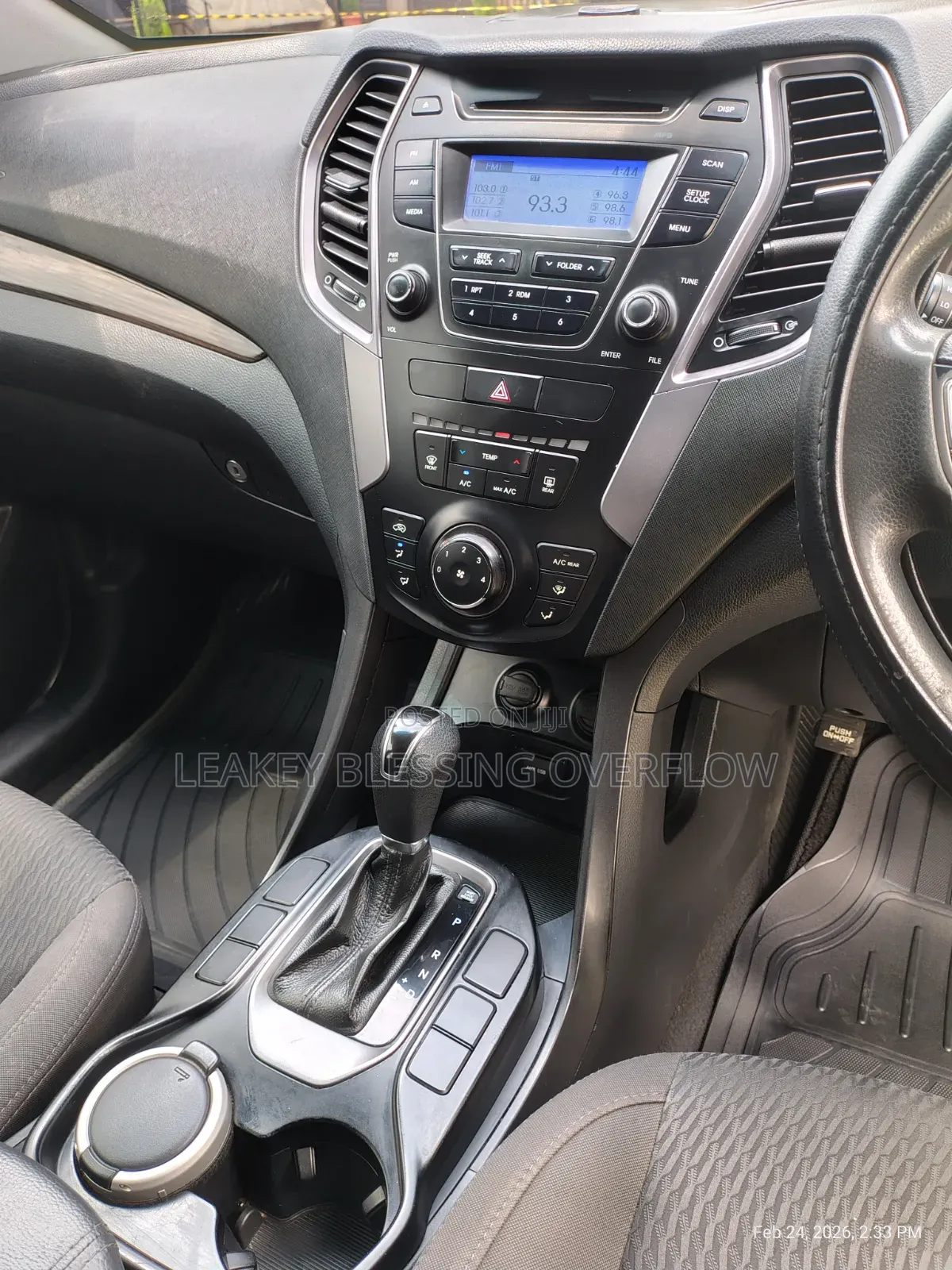 Hyundai Santa Fe 2013 Gray