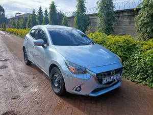 Mazda Demio 2019 Silver