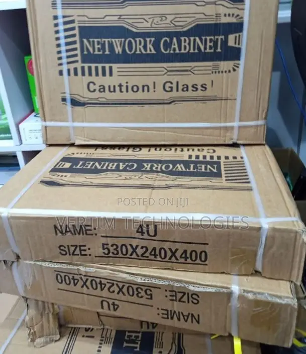 4u Wall Mount Data Cabinet With Vented Glass Door