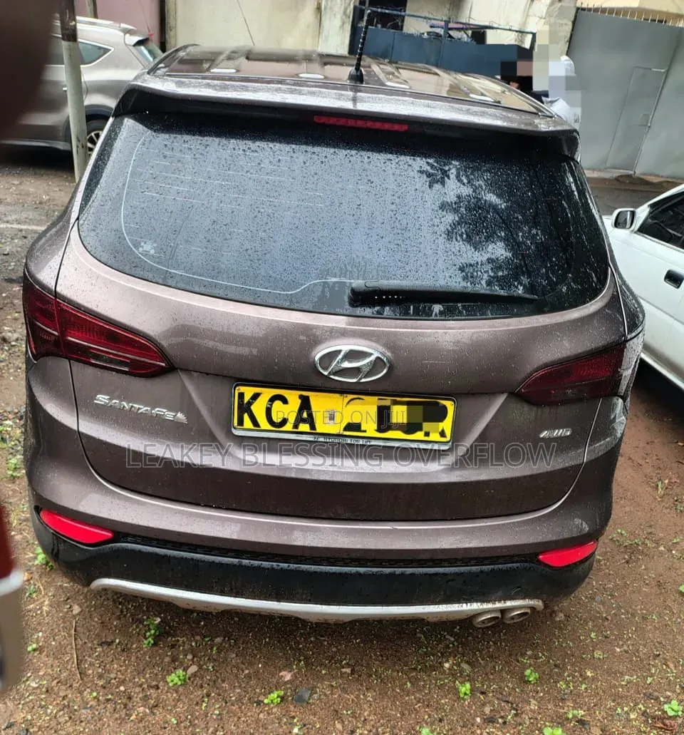 Hyundai Santa Fe 2013 Gray