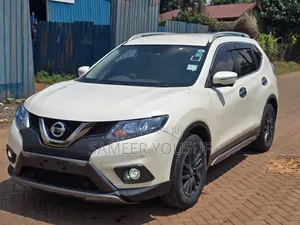 Nissan X-Trail 2016 White