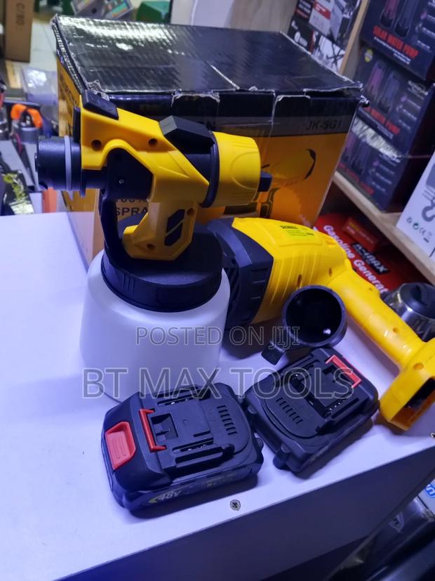 Dewalt Spray Gun - thumbnail 3