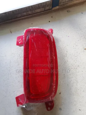 Rear Bumber Reflector Left Kia Sorento 2014 (Genuine)