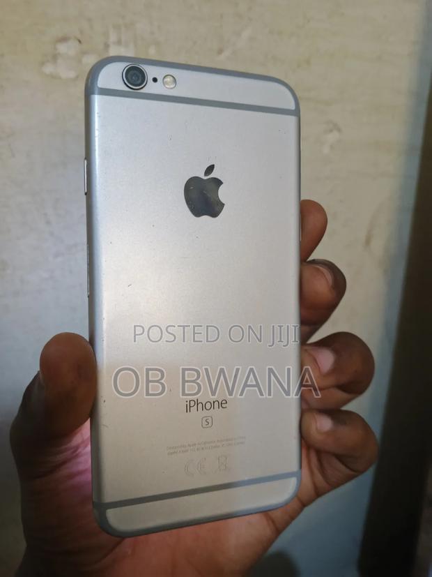 Apple iPhone 6s 64 GB Gray