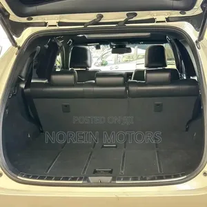 Toyota Harrier 2018 White