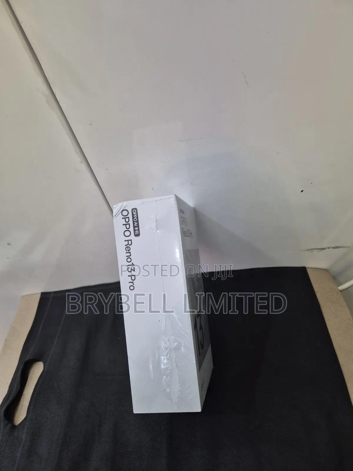 New Oppo Reno13 Pro 16 GB Black