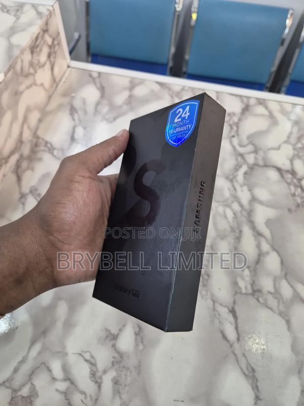 Samsung Galaxy S22 5G 128 GB Black - thumbnail 2