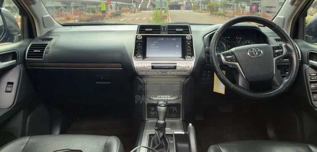 Toyota Land Cruiser Prado 2020