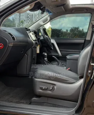 Toyota Land Cruiser Prado 2020