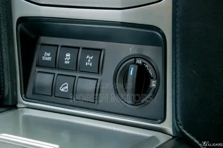 Toyota Land Cruiser Prado 2.8 2020 Gray