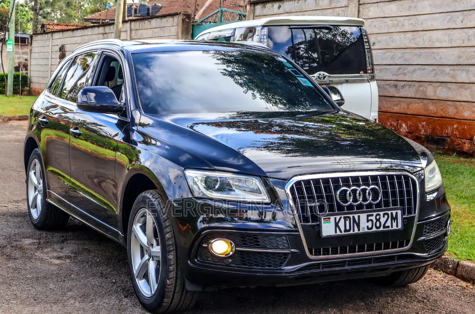 Audi Q5 2.0T Premium AWD quattro 2016 Black