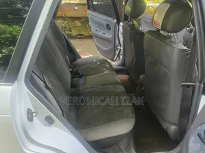 Toyota Corolla 1998 White