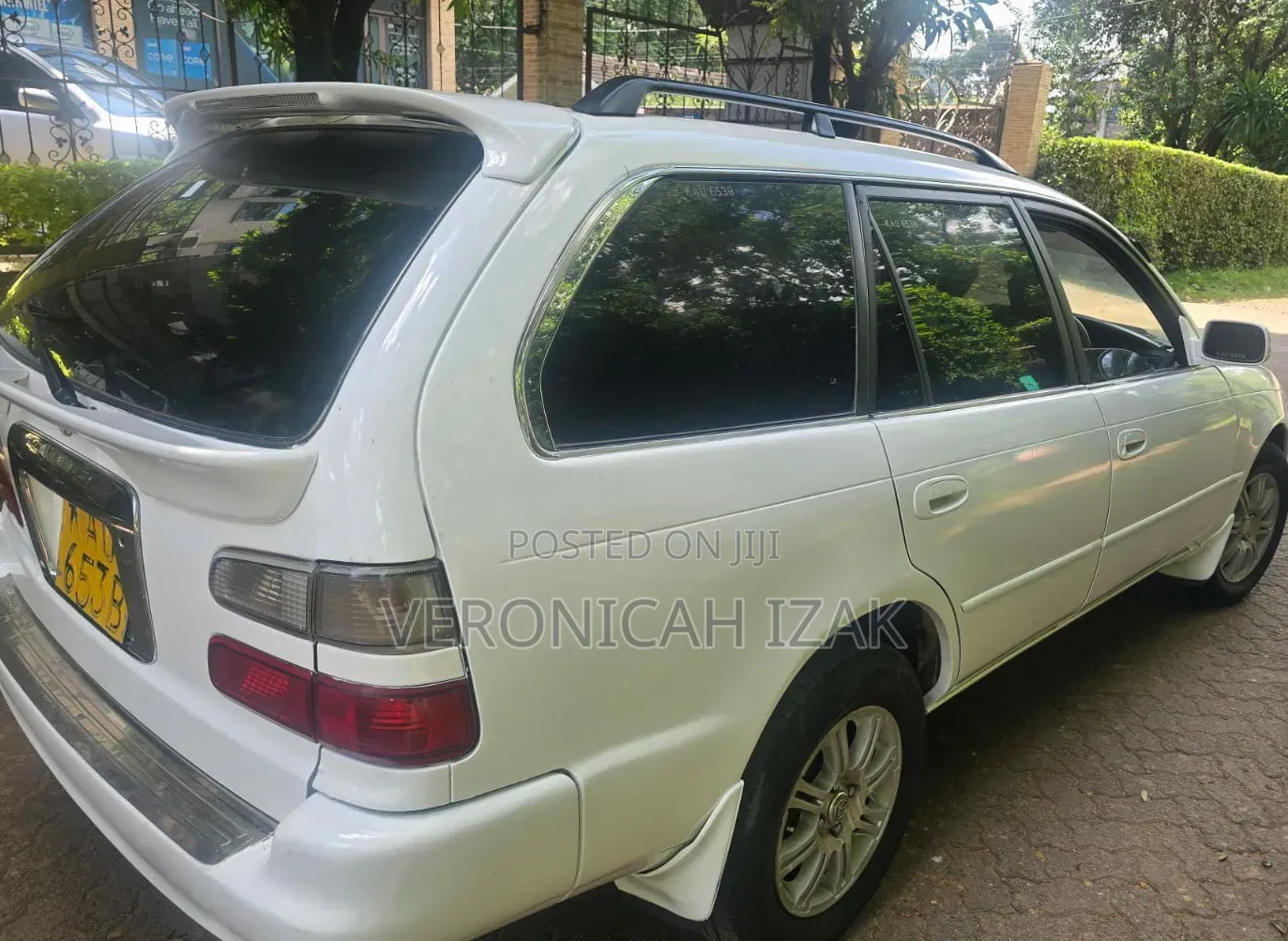 Toyota Corolla 1998 White