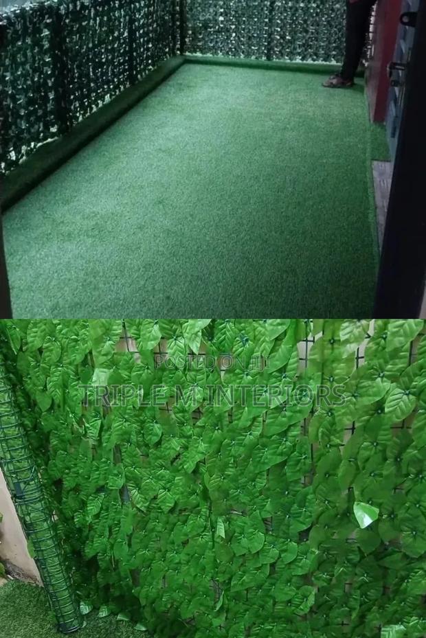 Balcony Calm Green Surround Panel - main view