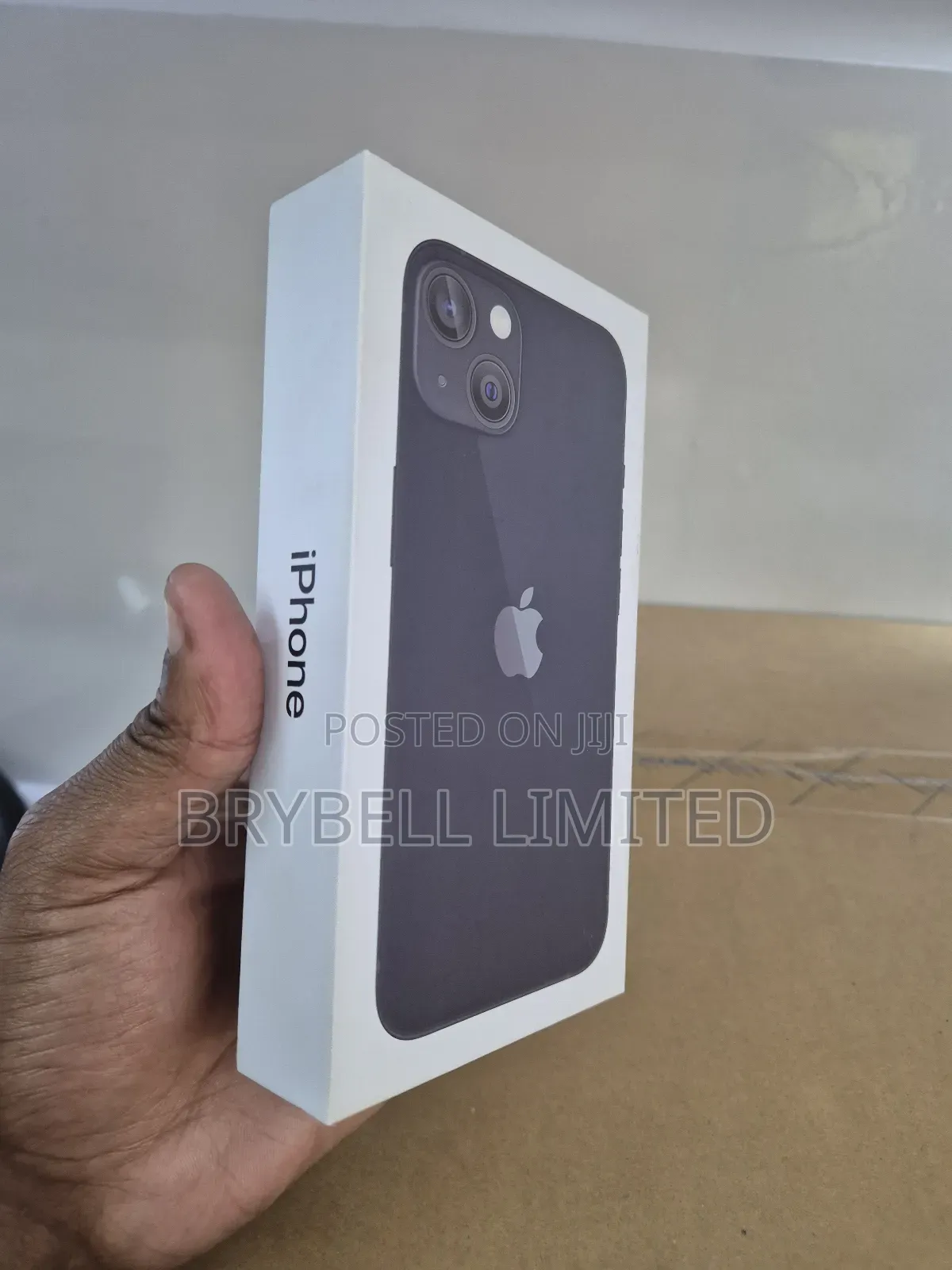 New Apple iPhone 13 256 GB Black