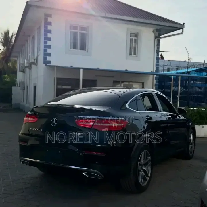 Mercedes-Benz GLC-Class 2018 Black