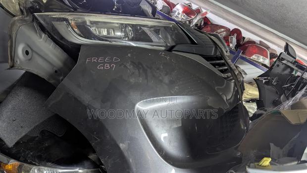 Honda Freed Nosecut Gb7