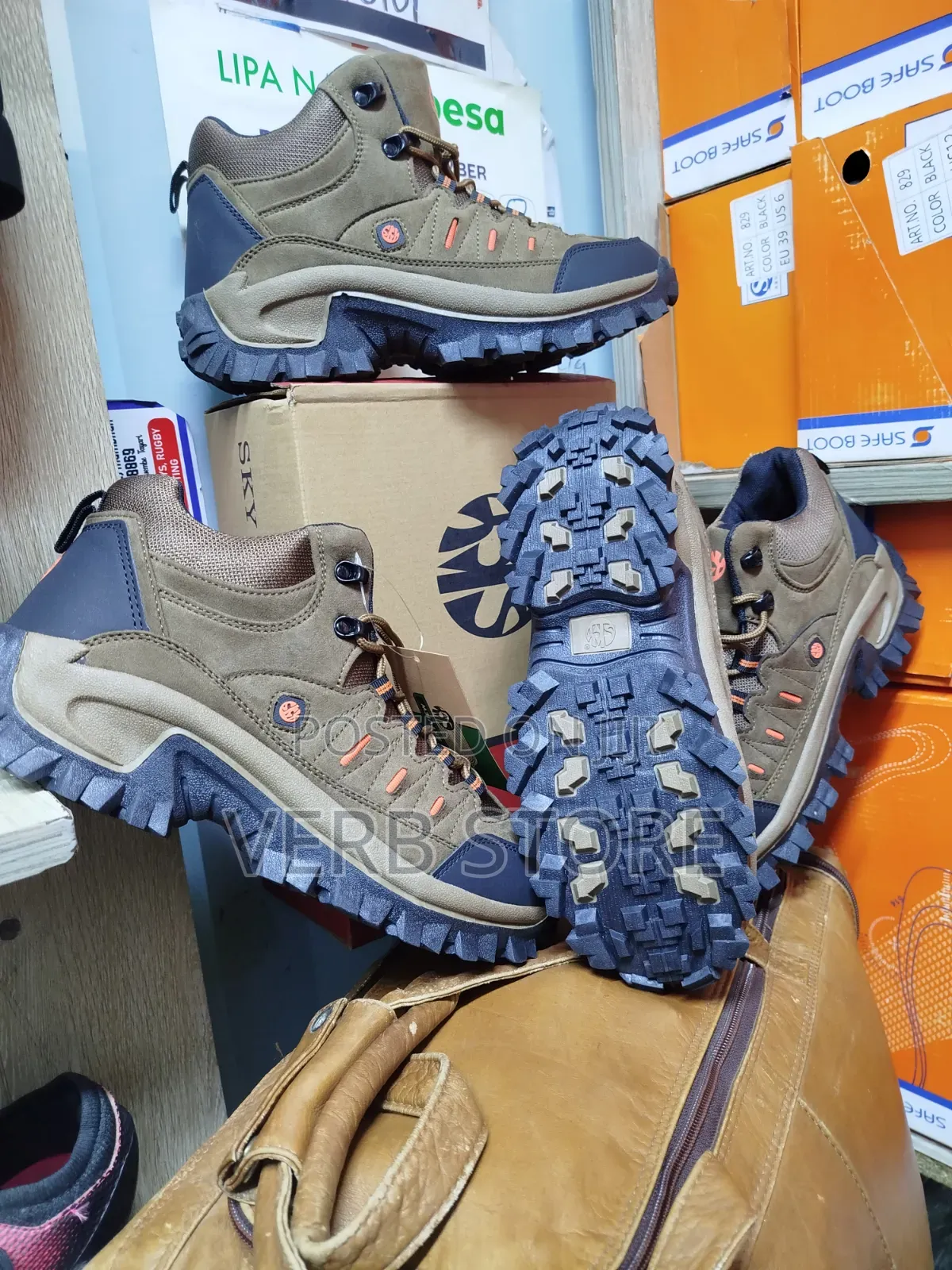 Light Weight Skyview Hiking Boot