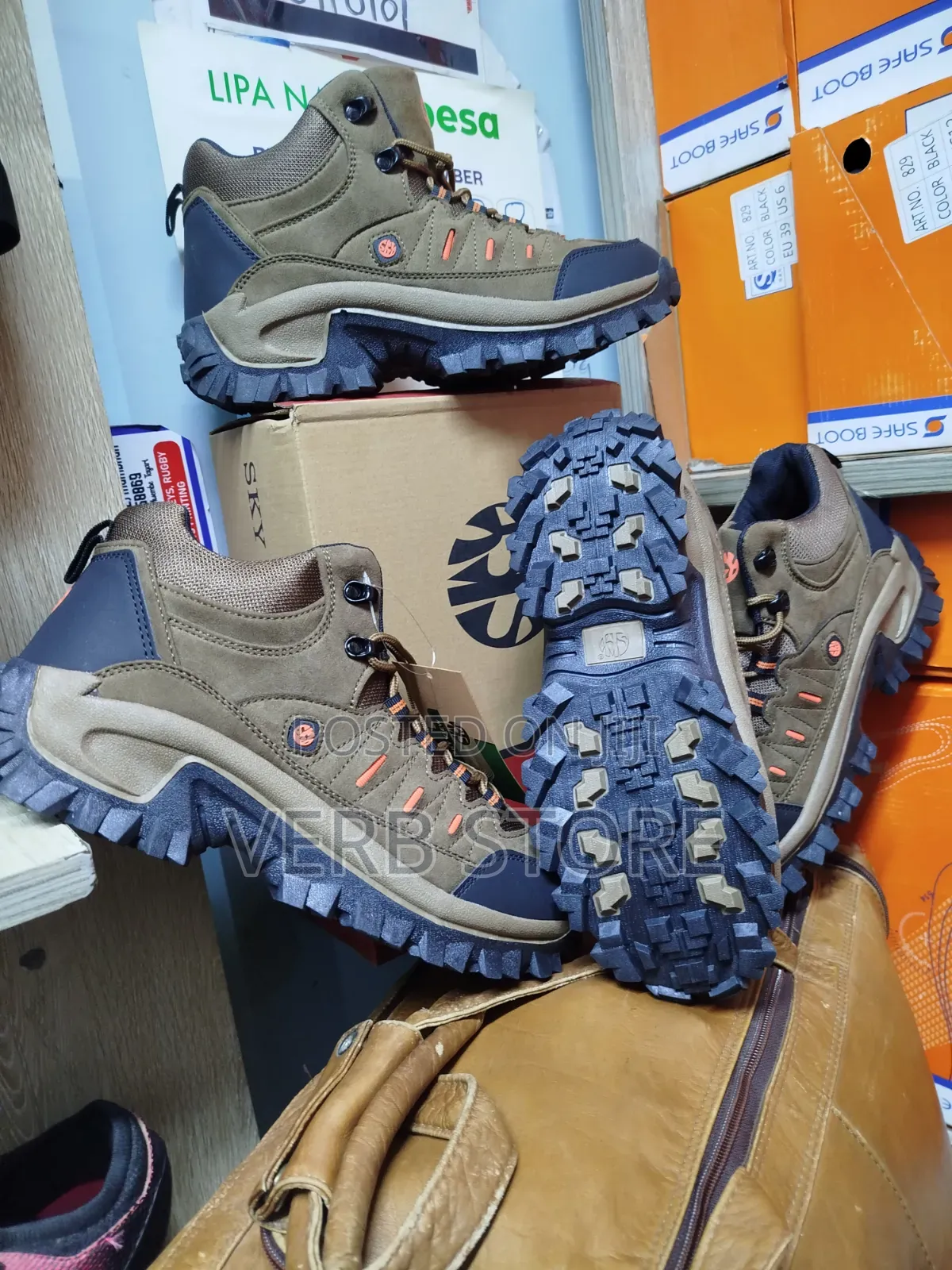 Light Weight Skyview Hiking Boot