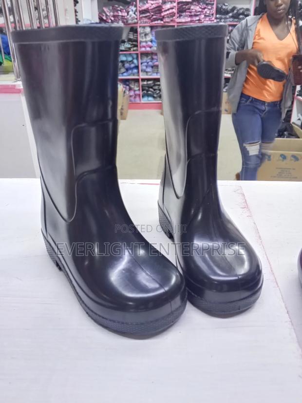 Black Gumboots