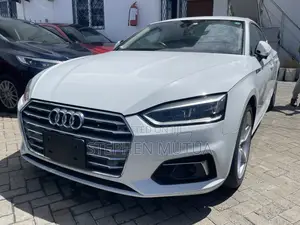 Audi Q5 2.0T Premium AWD quattro 2019 White