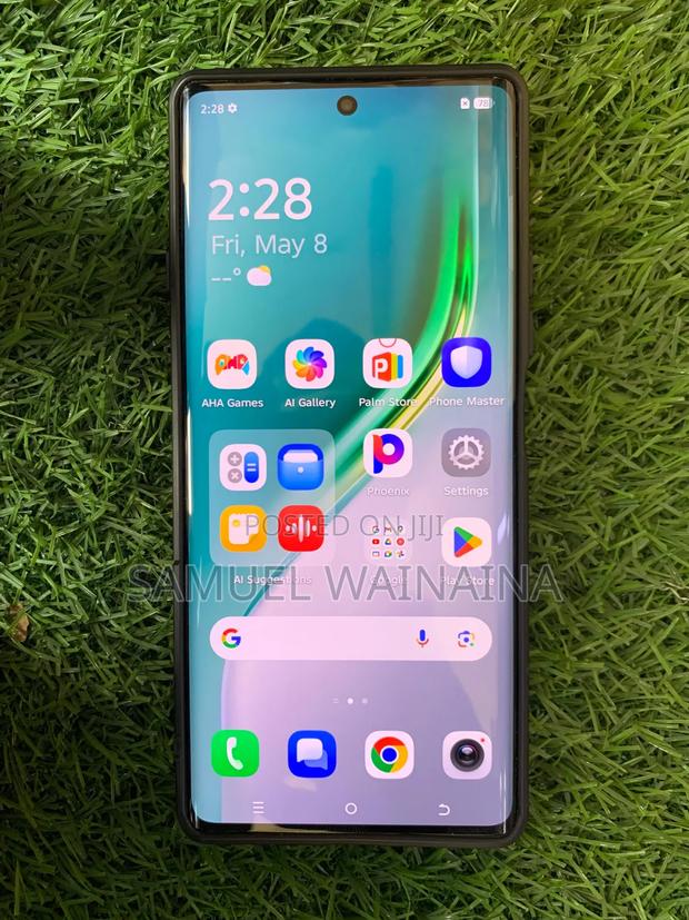 Tecno Camon 40 Pro 5G 256 GB Gray - thumbnail 4
