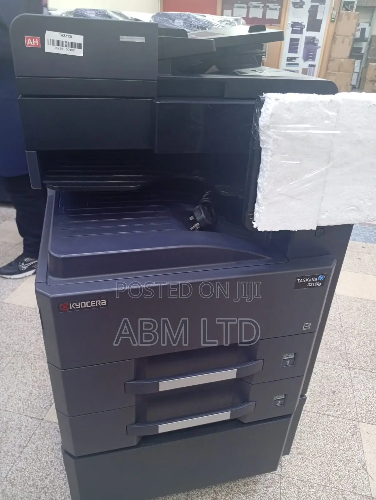 Kyocera Taskalfa 3212i - Fast Ability to Print on Various Paper Sizes
