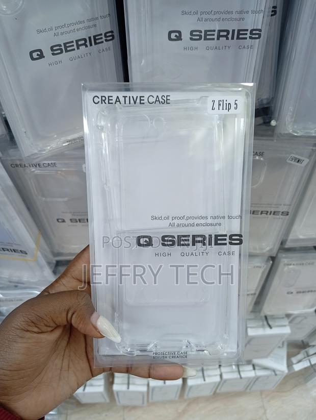 Samsung Galaxy Z Flip 5 Luxury Stylish" Feel Clear Cover