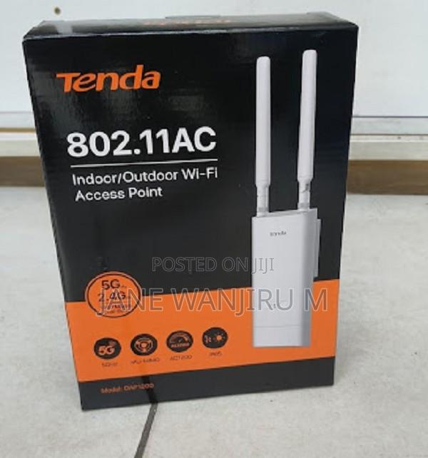 Tenda Oap1200 Dual Band Access Point – Ideal for Outdoor Use