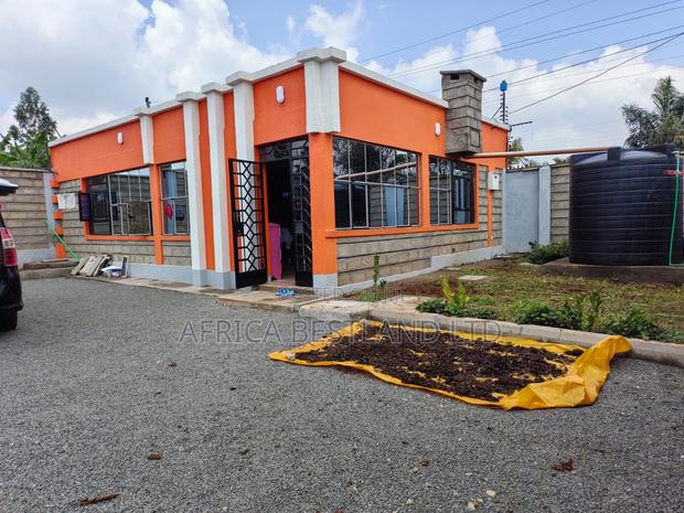 2bdrm Bungalow in Kamangu Ngewa Road, Karai for sale