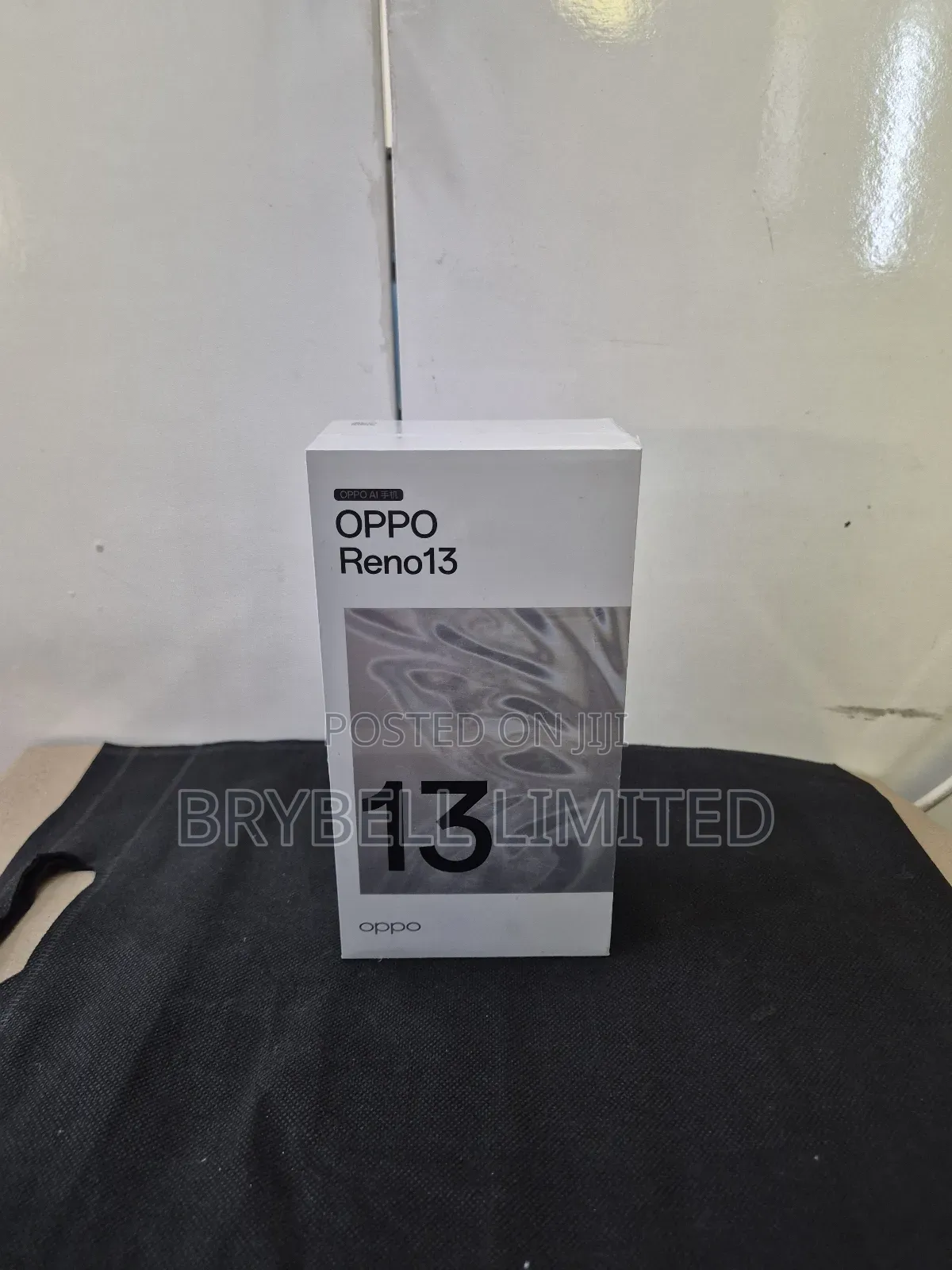 New Oppo Reno13 256 GB White
