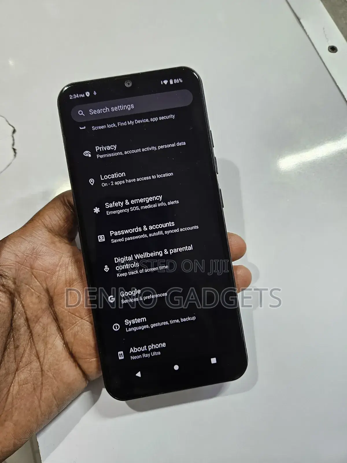 Neon Ultra 32 GB Black