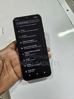 Neon Ultra 32 GB Black