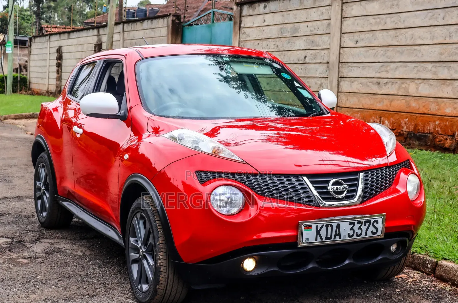 Nissan Juke 2013 Red