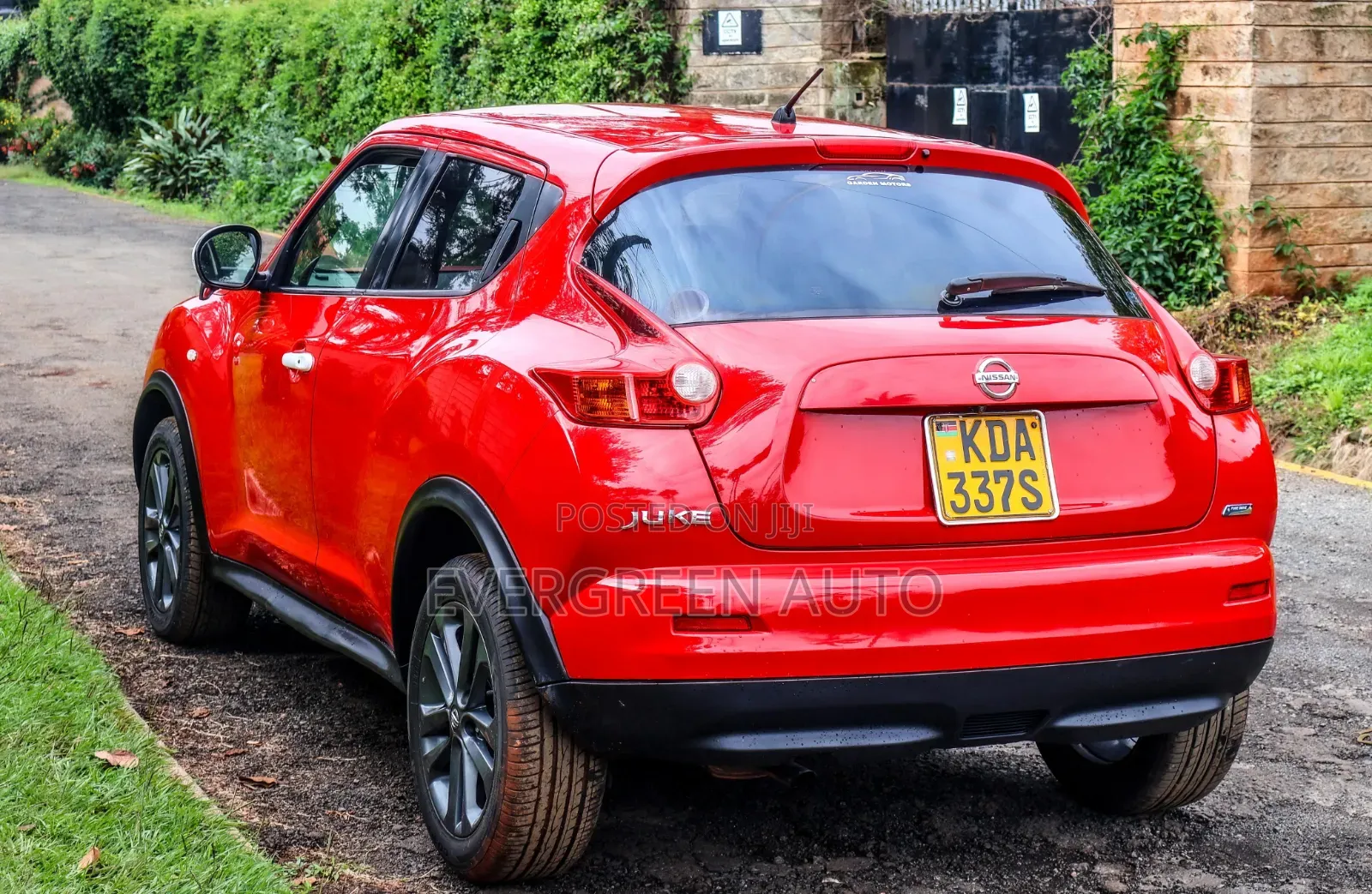 Nissan Juke 2013 Red