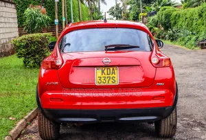 Nissan Juke 2013 Red