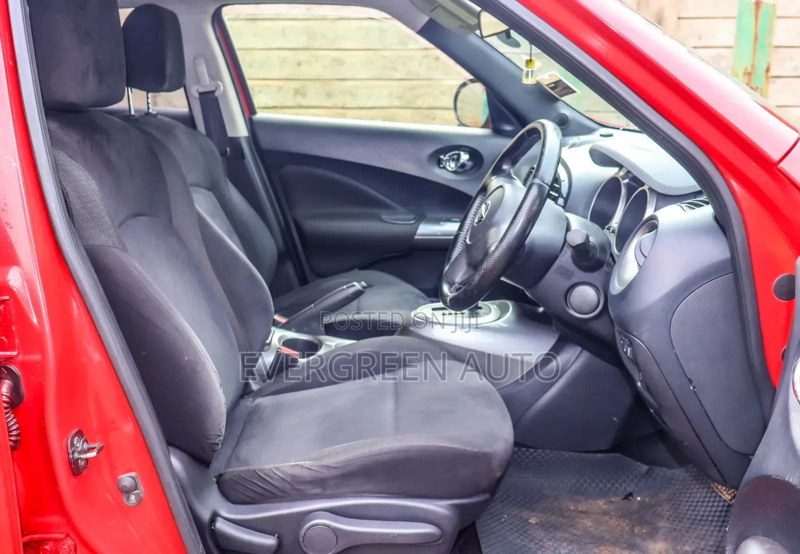 Nissan Juke 2013 Red