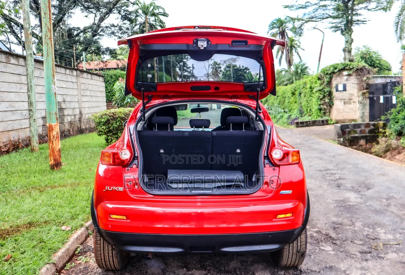 Nissan Juke 2013 Red