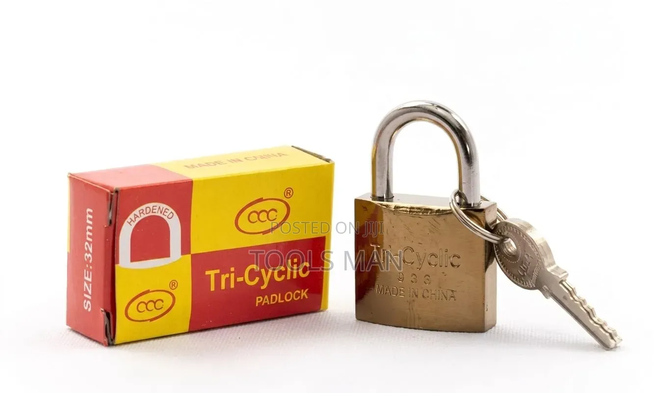 Tri-Cyclic 32mm Solid Brass Padlock With Hardened Shackle (3 Keys).
