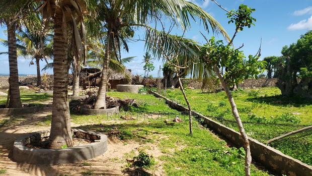 1 Acre Beachplot in Malindi, Kilifi for Sale - thumbnail 2